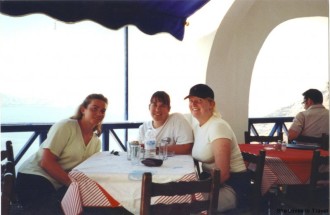 Fira (Santorini) Greece, Having lunch with Renata and Kate at one of the restaurants by the water